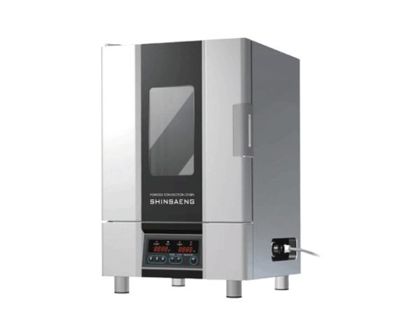 از دستگاه فور یا آون آزمایشگاهی عمدتاً برای خشک کردن لوازم آزمایشگاهی یا استریل کردن آنها ( به روش حرارت خشک ) استفاده می شود